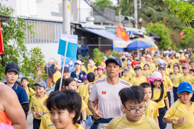 Học sinh Pathway Tuệ Đức chạy bộ hướng đến cộng đồng: Bước chạy hành động đẹp- Ảnh 4.
