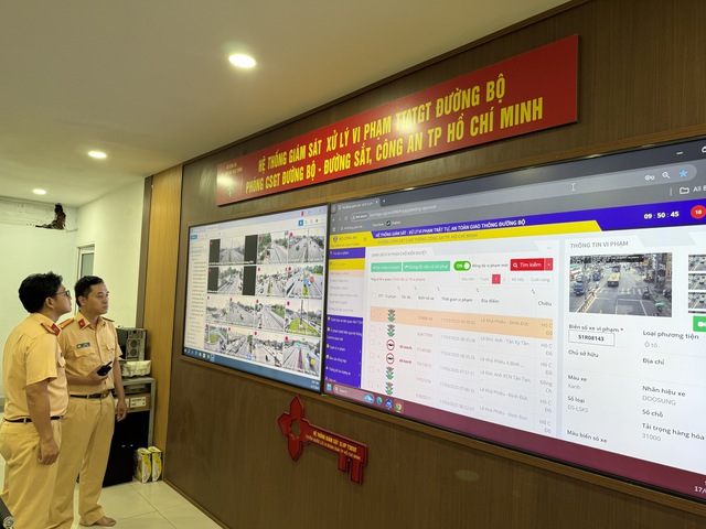 CSGT thông tin những điều người dân TP.HCM cần lưu ý khi ra đường dịp lễ 30.4- Ảnh 2.