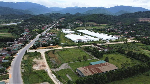 Hà Tĩnh giữ nguyên 2 xã biên giới, không thực hiện sắp xếp - Ảnh 1.