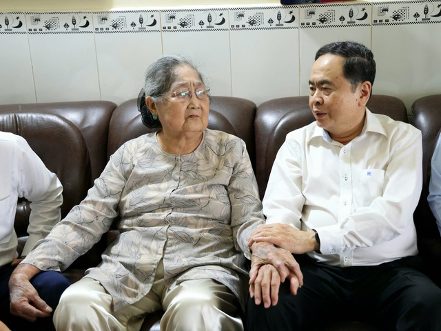 - Ảnh 3. - Ảnh 3.