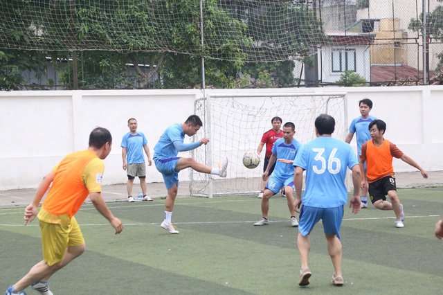 B&aacute;o Thanh Ni&ecirc;n đoạt hạng ba giải b&oacute;ng đ&aacute; giao hữu cơ quan Trung ương Đo&agrave;n- Ảnh 2.