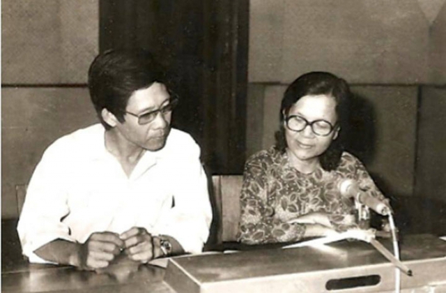 VOV công bố hai bản tin chiến thắng 30.4.1975
- Ảnh 2. VOV công bố hai bản tin chiến thắng 30.4.1975
- Ảnh 2.