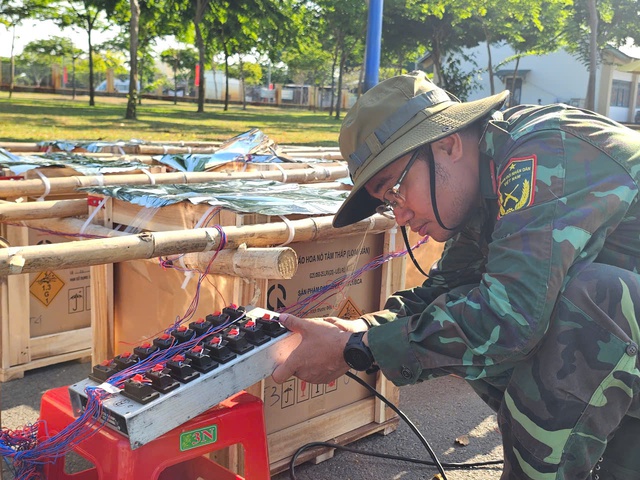 Có được vào công viên Bà Rịa để xem bắn pháo hoa tối nay?- Ảnh 1. Có được vào công viên Bà Rịa để xem bắn pháo hoa tối nay?- Ảnh 1.