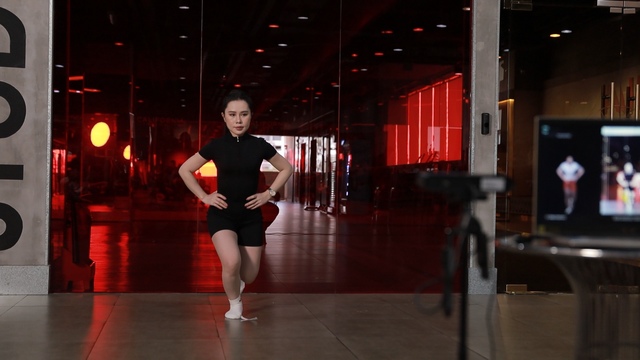 Ngồi sai tư thế suốt nhiều năm, bạn không chỉ đau lưng mà còn… thấp đi?- Ảnh 2. Ngồi sai tư thế suốt nhiều năm, bạn không chỉ đau lưng mà còn… thấp đi?- Ảnh 2.