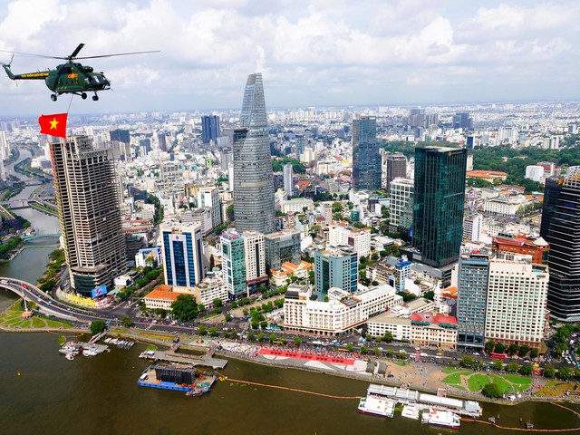 TP.HCM: Tổng hợp dân số, diện tích và trụ sở làm việc 102 phường, xã mới- Ảnh 1.