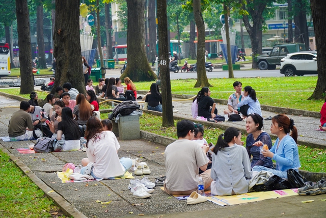 Top những địa điểm vui chơi rất 'chill' tại TP.HCM - Ảnh 1.