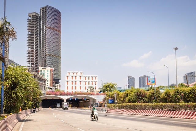 Kinh tế Việt Nam phát triển qua những công trình hạ tầng thế kỷ - Ảnh 8. Kinh tế Việt Nam phát triển qua những công trình hạ tầng thế kỷ - Ảnh 8.