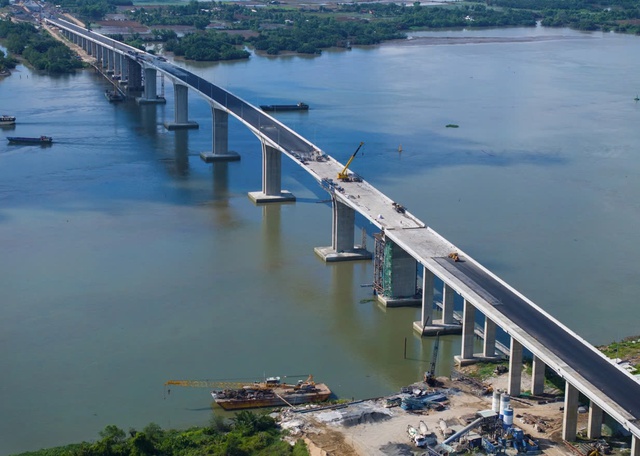 Bao giờ người dân được đi qua cầu Nhơn Trạch nối TP.HCM - Đồng Nai?- Ảnh 1. Bao giờ người dân được đi qua cầu Nhơn Trạch nối TP.HCM - Đồng Nai?- Ảnh 1.