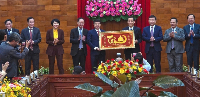 Ông Y Thanh Hà Niê K’Đăm giữ chức Bí thư Tỉnh ủy Lâm Đồng - Ảnh 3.