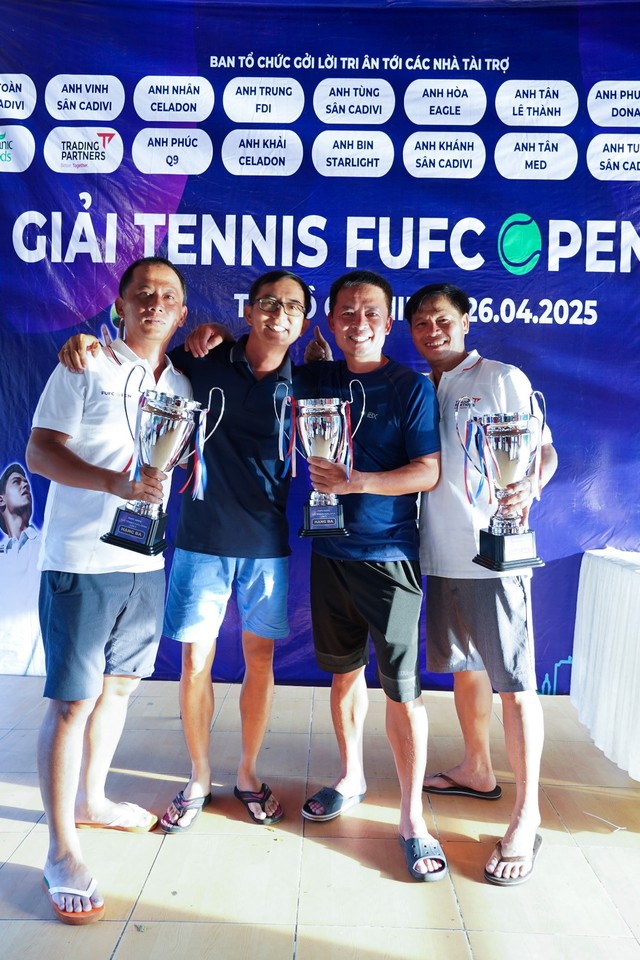 Sôi động Giải Tennis FUFC Open lần 6: Gắn kết, sẻ chia và lan tỏa yêu thương- Ảnh 6. Sôi động Giải Tennis FUFC Open lần 6: Gắn kết, sẻ chia và lan tỏa yêu thương- Ảnh 6.