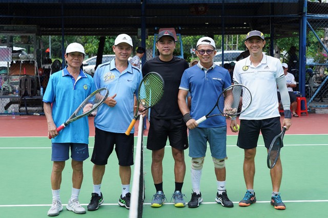 Sôi động Giải Tennis FUFC Open lần 6: Gắn kết, sẻ chia và lan tỏa yêu thương- Ảnh 8. Sôi động Giải Tennis FUFC Open lần 6: Gắn kết, sẻ chia và lan tỏa yêu thương- Ảnh 8.