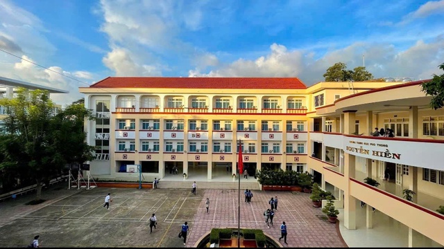 100 trường học số của TP.HCM là trường nào? 100 trường học số của TP.HCM là trường nào?
