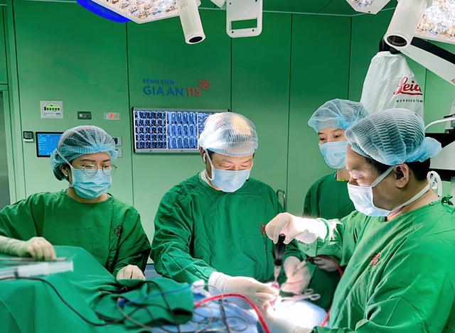 TP.HCM có thêm đơn vị chuyên sâu về Ngoại Thần kinh Cột sống - Ảnh 2.