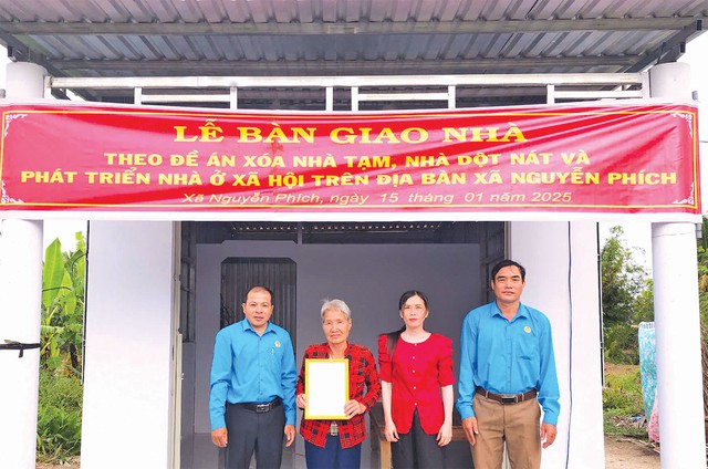 U Minh rực sáng tình người trong hành trình xóa nhà tạm, nhà dột nát - Ảnh 2.