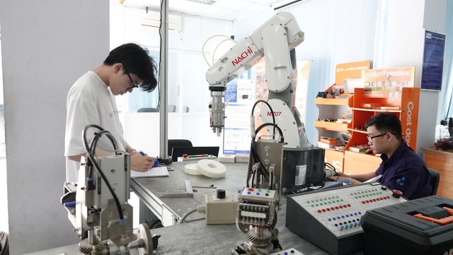 Đổi mới 2.0, tư duy kiến tạo và khát vọng vươn mình- Ảnh 4. Đổi mới 2.0, tư duy kiến tạo và khát vọng vươn mình- Ảnh 4.