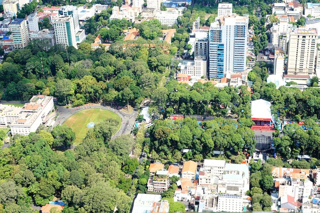 TP.HCM tổ chức diễu hành 168 xe hoa tuyên truyền bầu cử Quốc hội khóa XVI - Ảnh 1.