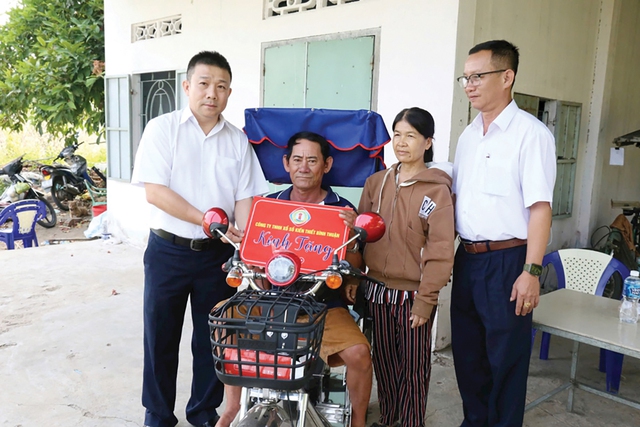Công ty TNHH MTV Xổ số kiến thiết Bình Thuận chăm lo đời sống và hộ nghèo - Ảnh 1.