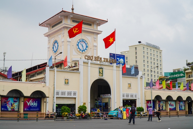 Những nơi du kh&aacute;ch kh&ocirc;ng n&ecirc;n bỏ qua khi đến TP.HCM  - Ảnh 5.