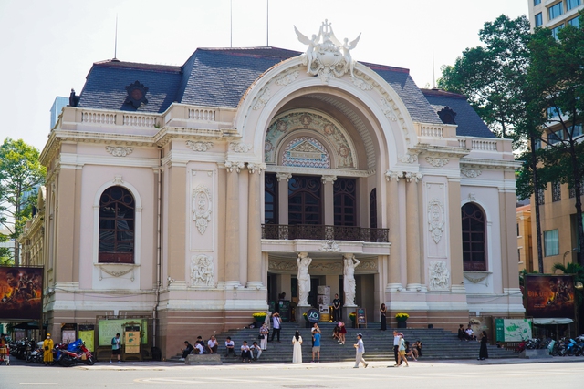 Những nơi du kh&aacute;ch kh&ocirc;ng n&ecirc;n bỏ qua khi đến TP.HCM  - Ảnh 6.