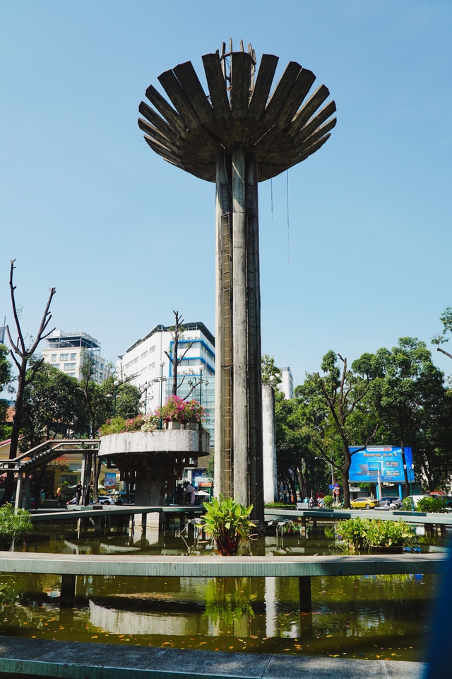 Những nơi du kh&aacute;ch kh&ocirc;ng n&ecirc;n bỏ qua khi đến TP.HCM  - Ảnh 8.