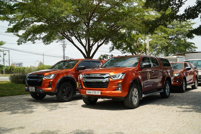 Sau 9 năm đồng hành, khách hàng nói gì về ISUZU D-MAX? - Ảnh 2.