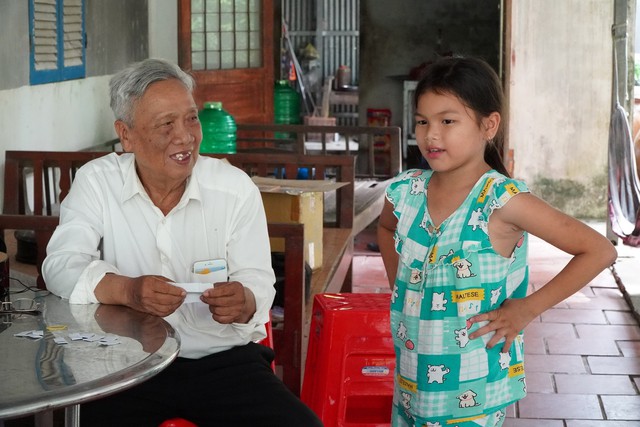 Chuyện tử tế: Cựu chiến binh 28 năm truyền dạy lịch sử bằng âm nhạc- Ảnh 2.