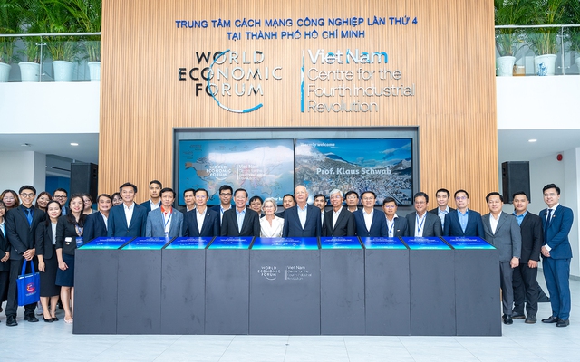 HUTECH 30 năm đầu tư phát triển hệ sinh thái học thuật vững mạnh- Ảnh 5.