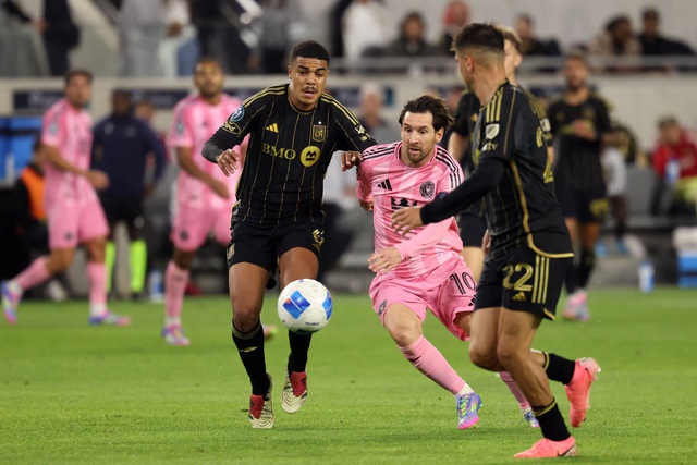 Messi bị thủ môn Lloris 'khóa chặt’, Inter Miami thua trận đầu tiên mùa giải- Ảnh 1.