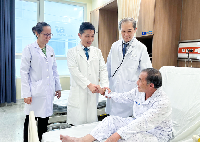 ‘Siêu Robot’ hỗ trợ hơn 120 loại phẫu thuật phức tạp có mặt tại TP.HCM- Ảnh 4. ‘Siêu Robot’ hỗ trợ hơn 120 loại phẫu thuật phức tạp có mặt tại TP.HCM- Ảnh 4.