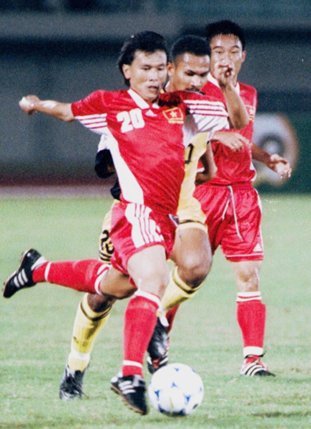Trần Công Minh: Cơn lốc biên phải- Ảnh 2. Trần Công Minh: Cơn lốc biên phải- Ảnh 2.