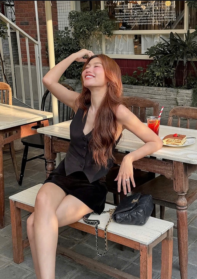 Áo gile, bí quyết nâng tầm vẻ ngoài thanh lịch cho mùa hè- Ảnh 9. Áo gile, bí quyết nâng tầm vẻ ngoài thanh lịch cho mùa hè- Ảnh 9.