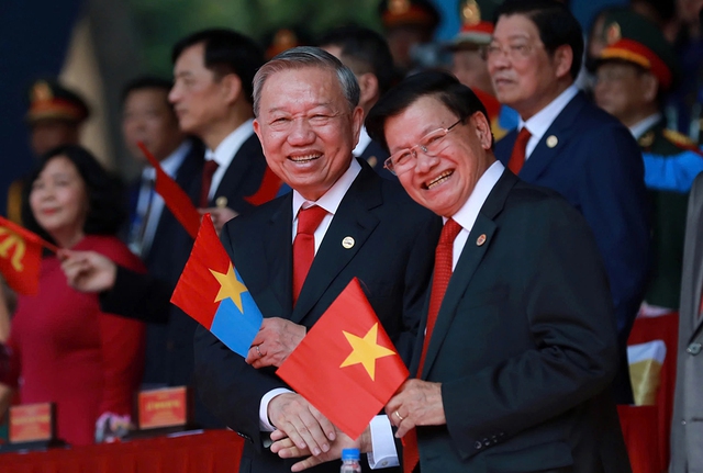 ខួបលើកទី ៥០ នៃការបង្រួបបង្រួមជាតិ៖ ព្រឹត្តិការណ៍ប្រវត្តិសាស្ត្រដ៏ពិសិដ្ឋ - រូបថត ៣.