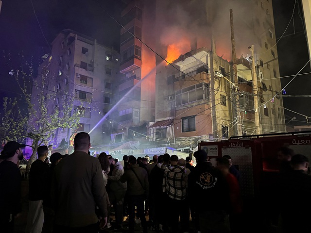 Israel tấn công Li Băng hạ chỉ huy Hamas khiến Beirut phản ứng - Ảnh 1.
