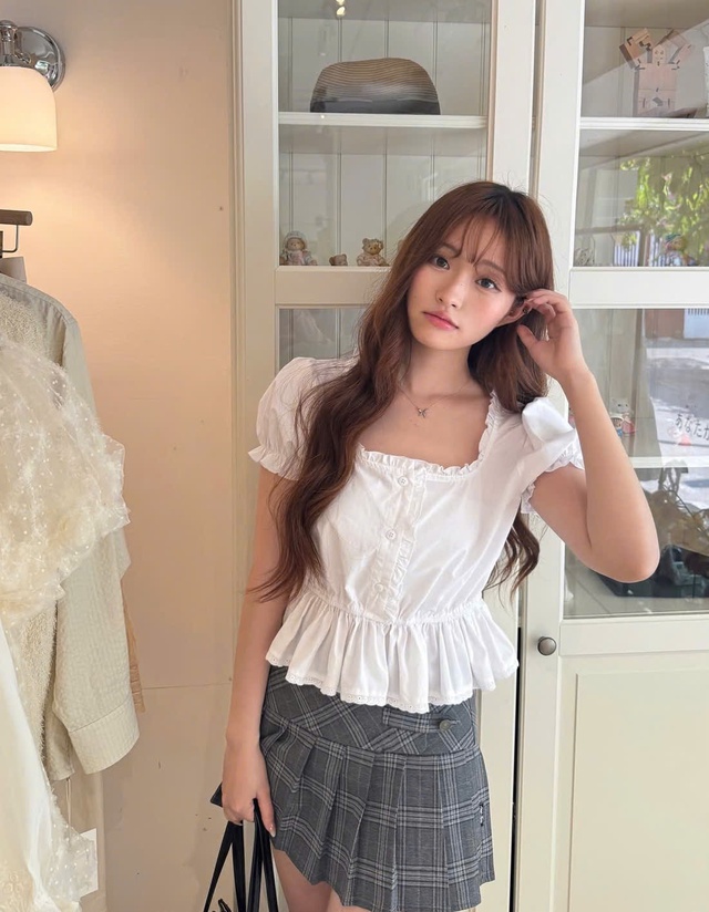Trẻ trung và sành điệu với chân váy xếp ly- Ảnh 7.