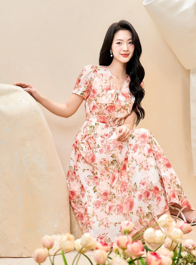 Thanh xuân trong veo như chiếc váy hoa đầu mùa hạ - Ảnh 3.