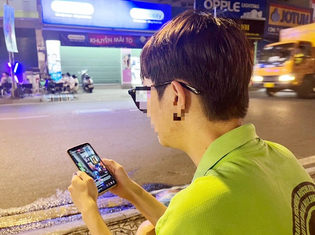 Cảnh báo thị hiếu lệch lạc 'hóng drama' - Ảnh 1.