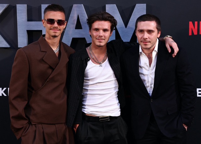 Hai con trai của David - Victoria Beckham bất hòa vì một cô gái? - Ảnh 1.