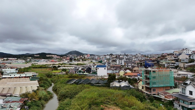 Đ&agrave; Lạt: Tiến độ x&acirc;y dựng tuyến đường Lữ Gia - hồ Xu&acirc;n Hương chậm trễ - Ảnh 3.