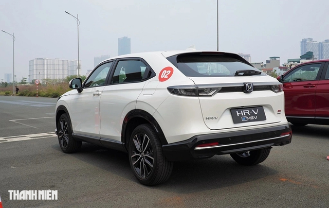 ‘Nhanh chân’ hơn Mitsubishi Xforce, Honda HR-V tung bản hybrid giá dưới 900 triệu tại Việt Nam - Ảnh 2.