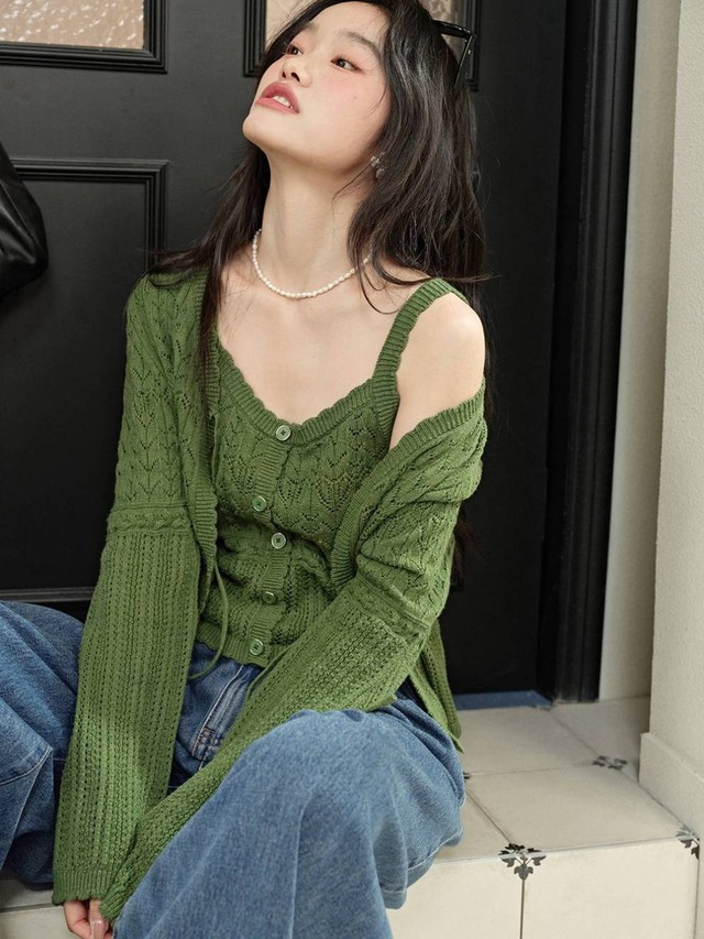 Áo cardigan là 'chìa khóa' mở ra tủ đồ sành điệu cho nàng- Ảnh 6. Áo cardigan là 'chìa khóa' mở ra tủ đồ sành điệu cho nàng- Ảnh 6.