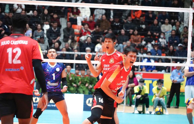 Cúp bóng chuyền Hùng Vương: Vắng Michal Kubiak, đội Công an TP.HCM lỡ cơ hội vô địch- Ảnh 1. Cúp bóng chuyền Hùng Vương: Vắng Michal Kubiak, đội Công an TP.HCM lỡ cơ hội vô địch- Ảnh 1.