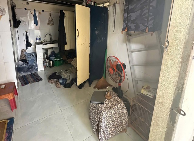 Bị lừa đảo qua mạng, người đàn ông dựng hiện trường giả để xin tiền trả nợ- Ảnh 2. Bị lừa đảo qua mạng, người đàn ông dựng hiện trường giả để xin tiền trả nợ- Ảnh 2.