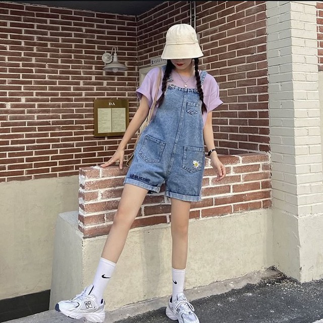 Phối đồ cá tính với những chiếc quần yếm- Ảnh 6.