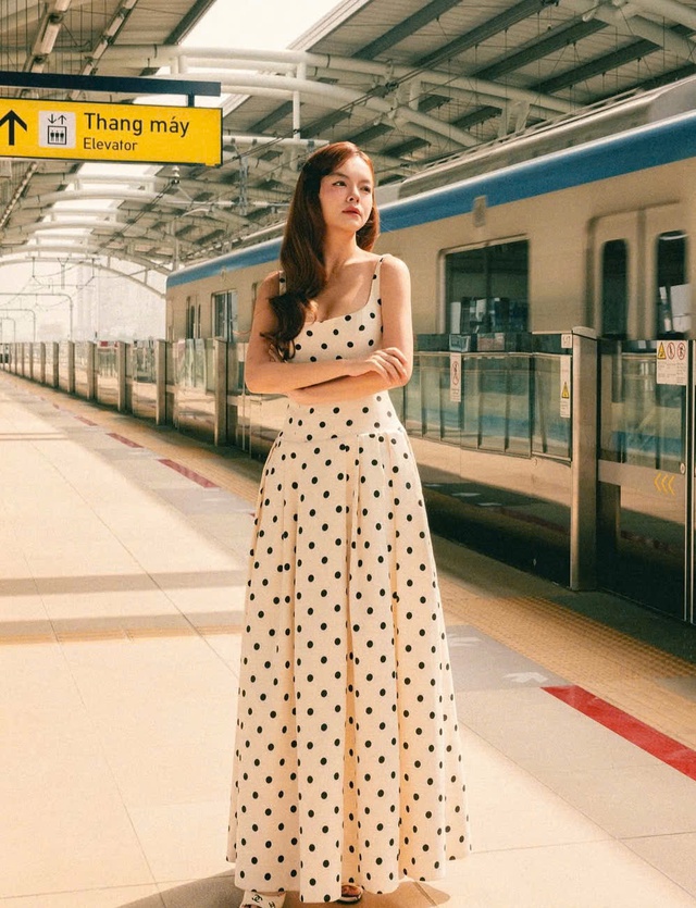 Họa tiết chấm bi phủ sóng tủ đồ ngày hè- Ảnh 1.