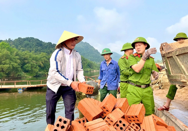 Xóa nhà tạm, 'xây' lòng dân: Hoàn thành bằng được 'mệnh lệnh trái tim'  - Ảnh 7.