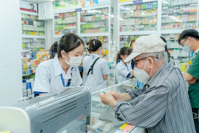 FPT Long Châu tiên phong mang giải pháp mới trong điều trị người bị bệnh mỡ máu- Ảnh 1. FPT Long Châu tiên phong mang giải pháp mới trong điều trị người bị bệnh mỡ máu- Ảnh 1.