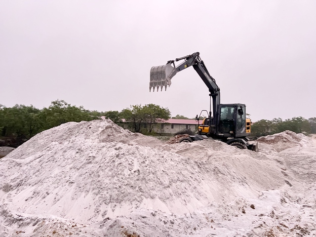 Vụ bắt quả tang 'điểm n&oacute;ng' khai th&aacute;c c&aacute;t lậu: X&aacute;c định diện t&iacute;ch vi phạm- Ảnh 3.