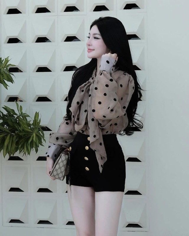 ‘Cuộc đổ bộ’ bất ngờ của họa tiết chấm bi khuấy đảo hè này- Ảnh 2.