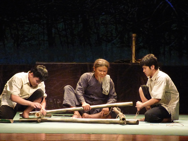 Khúc tráng ca của lòng yêu nước: Người trẻ và 'Cuộc hành trình tìm bức chân dung'- Ảnh 2. Khúc tráng ca của lòng yêu nước: Người trẻ và 'Cuộc hành trình tìm bức chân dung'- Ảnh 2.