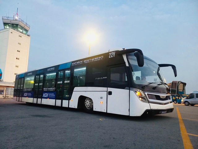 Tân Sơn Nhất có xe trung chuyển miễn phí cho khách nối chuyến từ nhà ga T3 Tân Sơn Nhất có xe trung chuyển miễn phí cho khách nối chuyến từ nhà ga T3